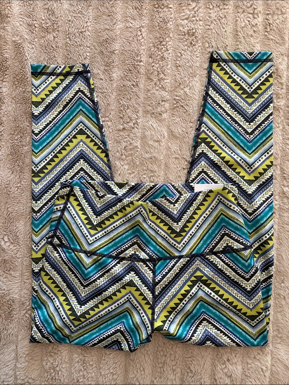 aerie Chevron Print 7/8 Leggings in Teal, Lime & Navy
